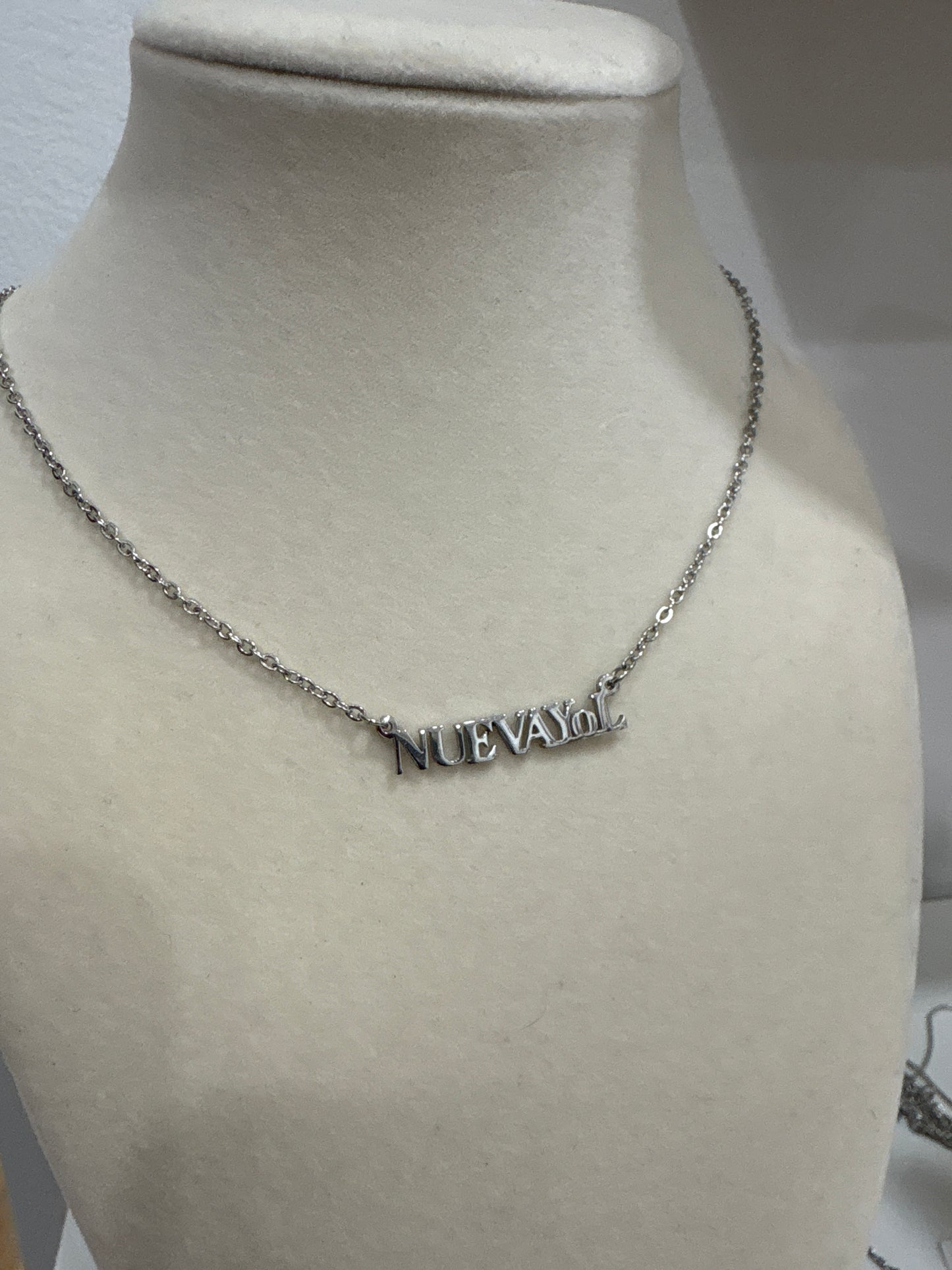 Nuevayol Silver Necklace