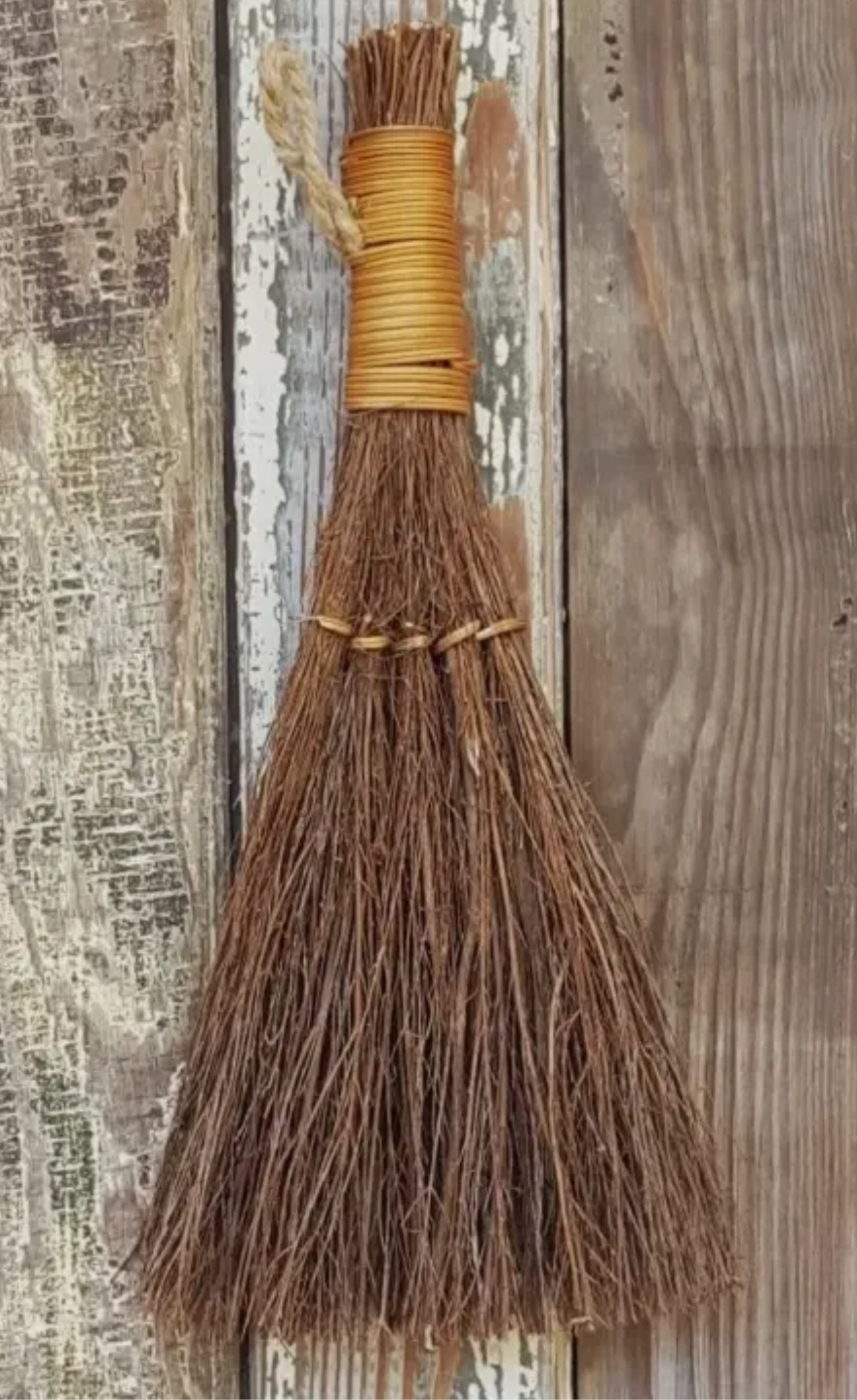 Cinnamon Broom 🧹