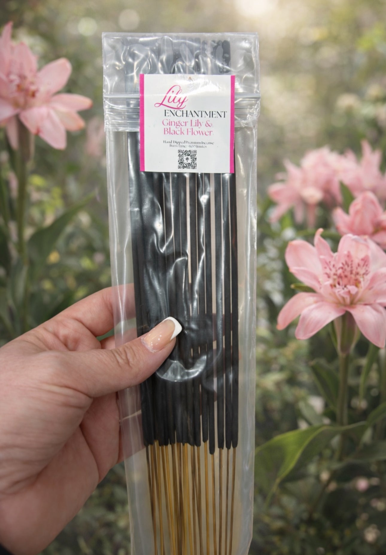 Lily Enchantment Incense Sticks – Ginger Lily & Black Flower Blend (Hand-Dipped, 60-Min Burn) 5 pieces