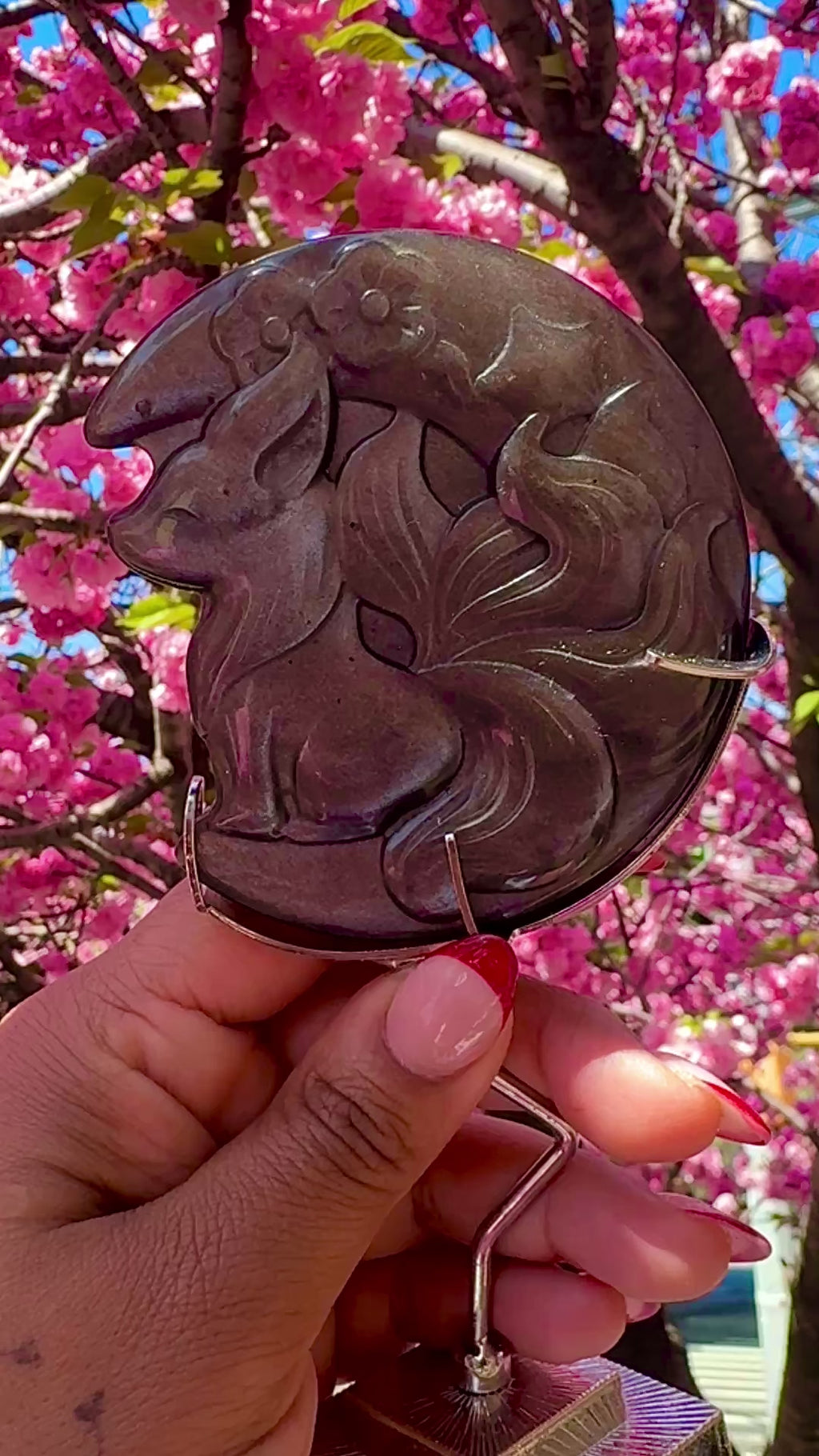 Sheen Obsidian Fox Carving on Stand – Protective Spirit Crystals